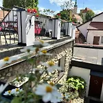 Maison d'hôtes Penzion, Vinný Sklep A Café Bárta Mikulov