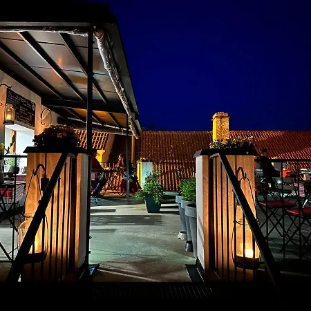 Maison d'hôtes Penzion, Vinný Sklep A Café Bárta Mikulov