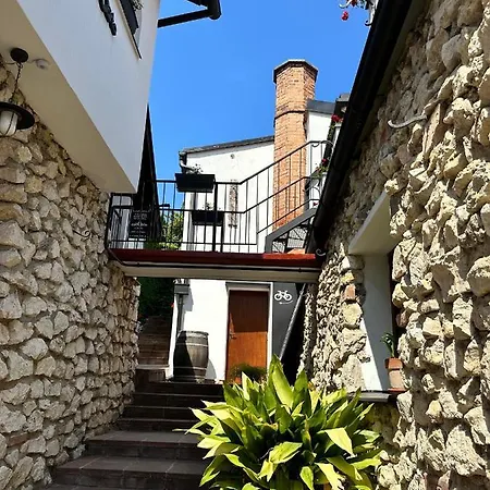 Penzion, Vinny Sklep A Cafe Barta * Mikulov